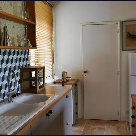 La Petite Maison Dans Le Gers Mauroux (Gers)