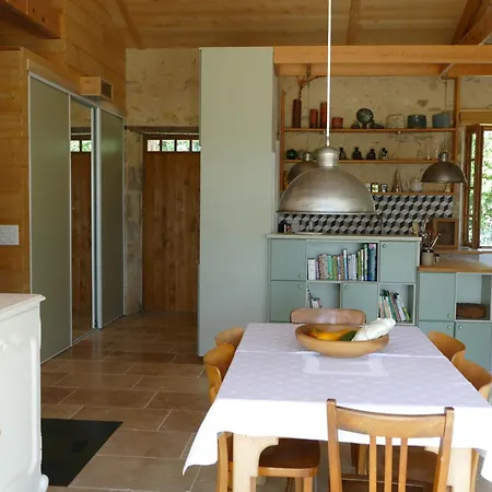 La Petite Maison Dans Le Gers *